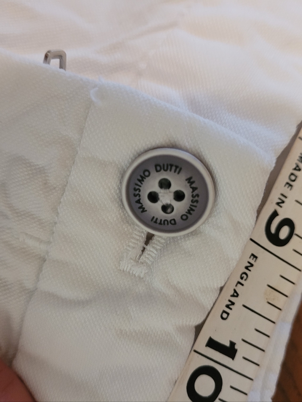 Mossimo Dutti Classic White Women's 14 Cotton Shorts - Lightweight Summer Staple - Picture 6 of 10